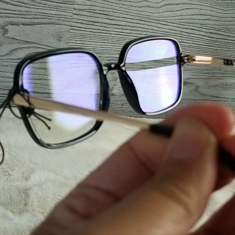 QUAY X JLO // ltd ed xl square blue light glasses - Picture 16 of 16